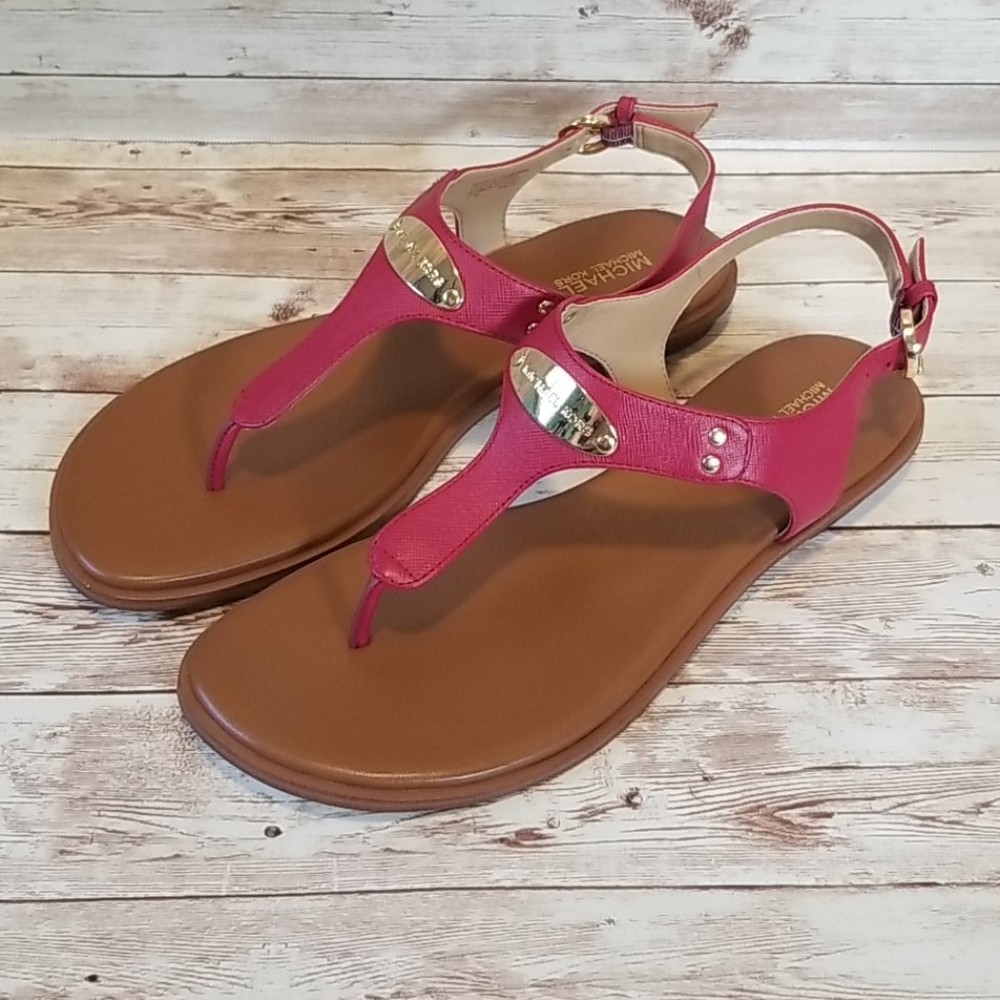 Micheal Kors Plate Thong Sandals Size 7.5